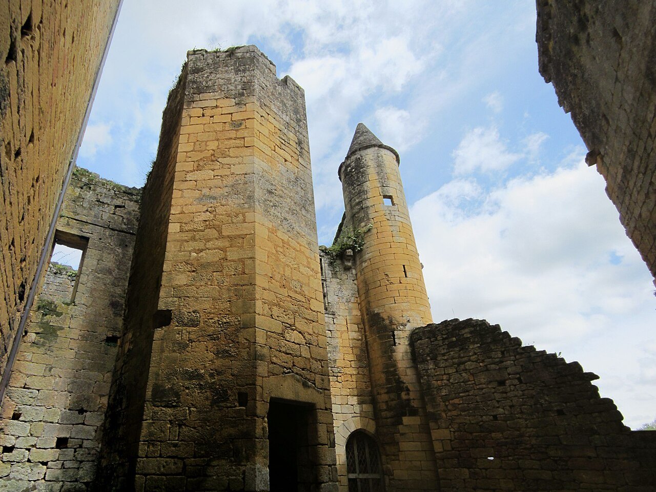De donjon van dichtbij