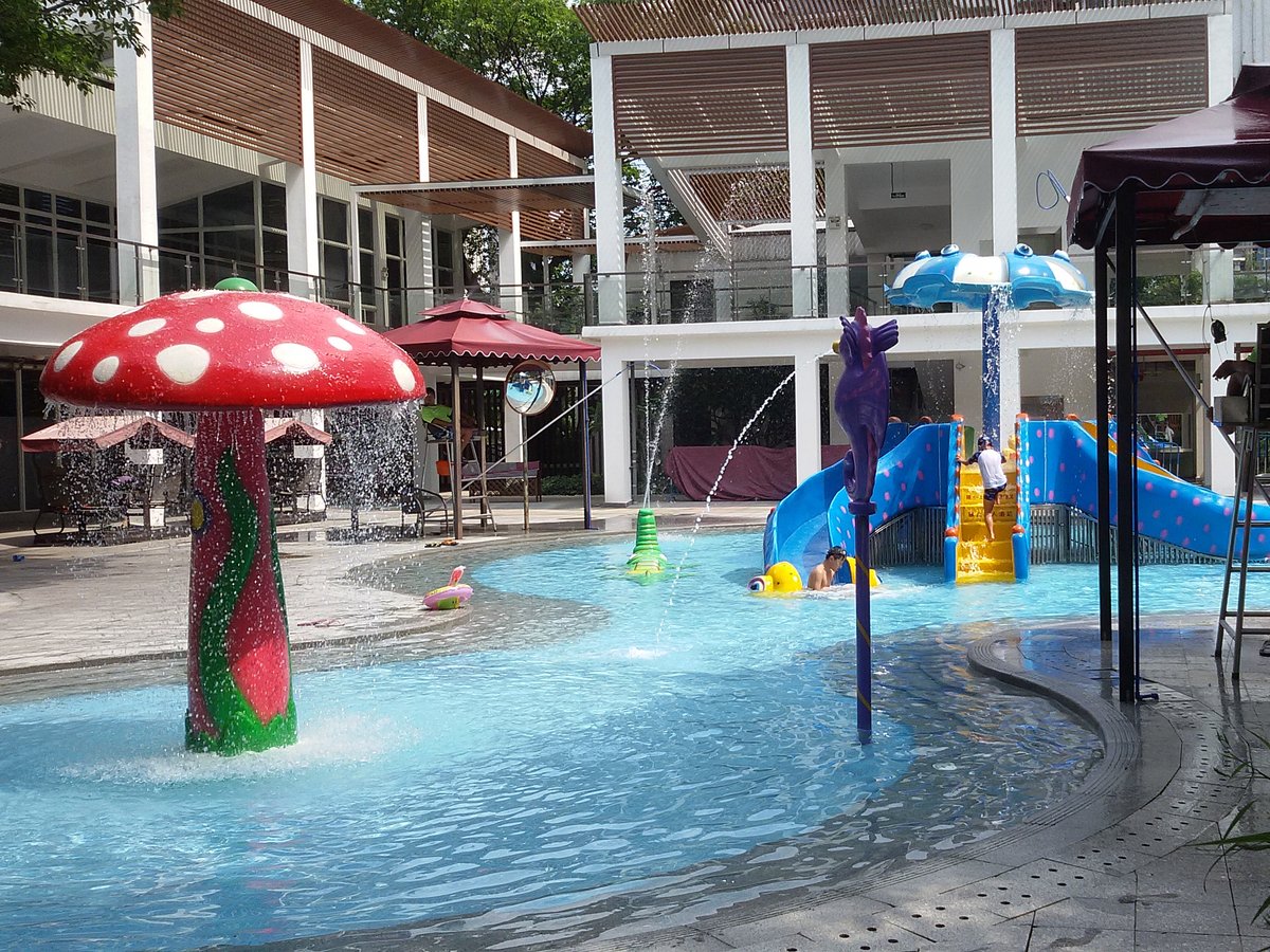 Ondiepe peuterzone met spetterwater