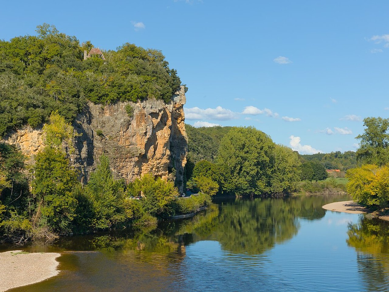 Zandbank langs de Dordogne